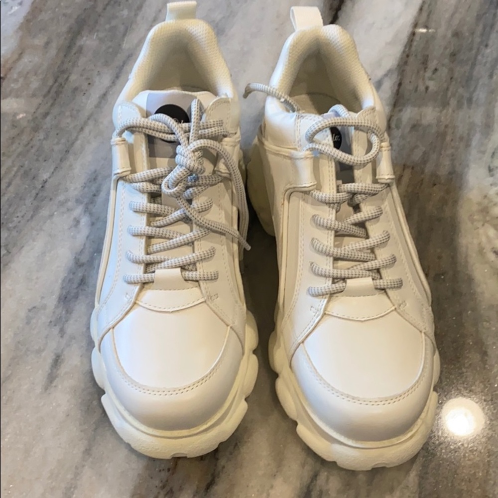 Buffalo fashion tennis shoe